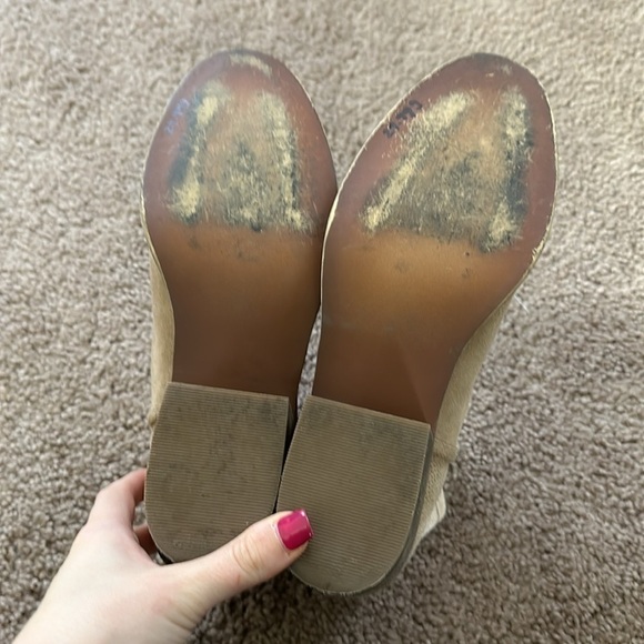 BP Tan Ankle Cut Booties with Block Heel Size 9.5 - Picture 8 of 10